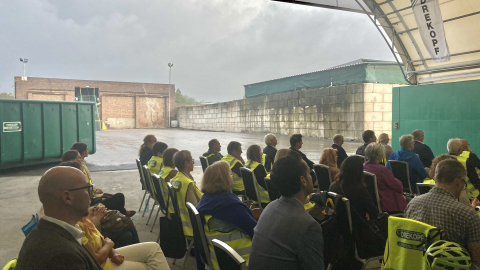 Tolle Location für das 10. Arbeitsfrühstück, Entsorgungshalle auf dem Gelände der Firma Drekopf Tolle Location für das Netzwerktreffen - Entsorgungshalle auf dem Gelände Drekopf