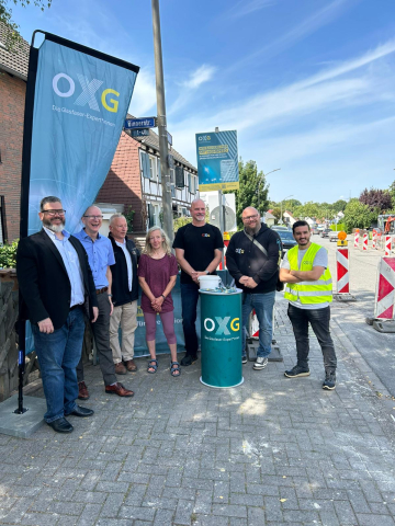 Teilnehmer*innen von links: Björn Meder vom Team Digitale Infrastrukturen der Stadt Dortmund Andree Schulz vom Team Digitale Infrastrukturen der Stadt Dortmund Dr. Hartmut Kühn, Senior Key Account Manager Kommunen von OXG Heide Kröger-Brenner, stellvertretende Bezirksbürgermeisterin für den Stadtbezirk Brackel Frank Olschewsky, Projektmanager von OXG Martin Malik, Regional Deployment Lead Region West /Nordwest von OXG Salah Chokry, Baubegleiter von OXG